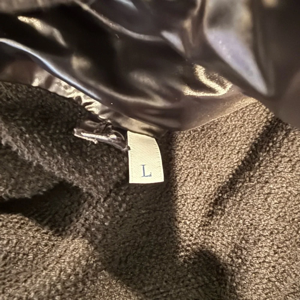 💯% AUTHENTIC MONCLER JACKET - Picture 8 of 11